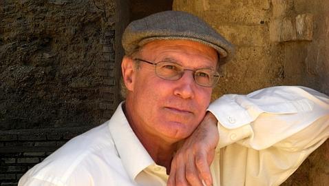 Sobre el profesor Carlos Rubio