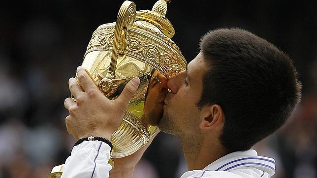 Djokovic martiriza a Nadal Djokovic martiriza a Nadal