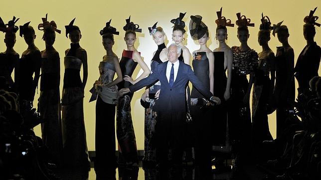 Giorgio Armani presenta su nueva colecci�n oto�o-invierno