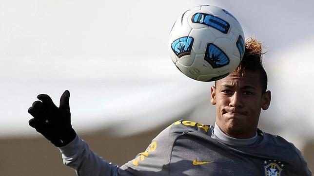 Neymar: «Quiero seguir en el Santos» Neymar: «Quiero seguir en el Santos»