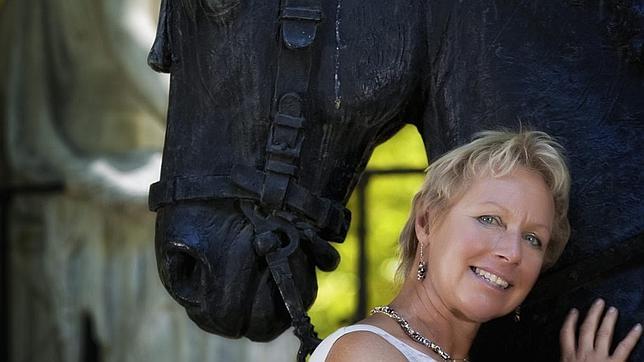 Sarah Lark: La terapia con caballos da valenta a mujeres maltratadas
