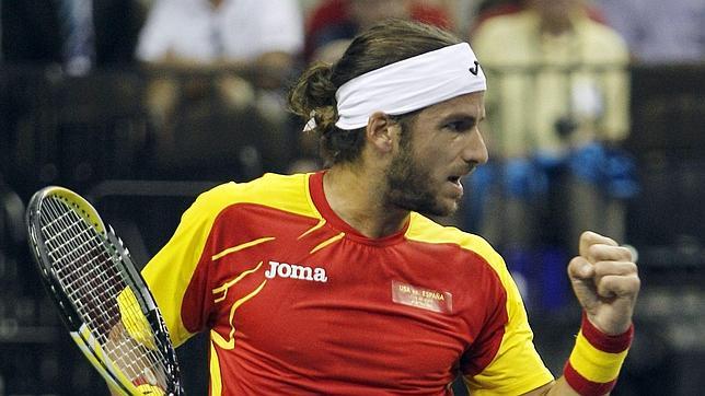 Feliciano López gana el primero para España Feliciano López gana el primero para España