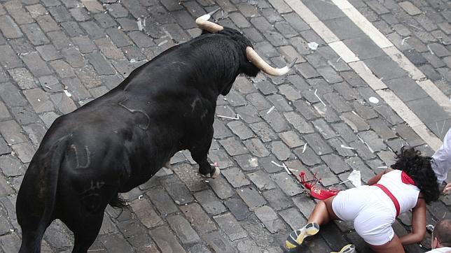 Tan sólo un puntazo en un tercer encierro masivo Tan sólo un puntazo en un tercer encierro masivo
