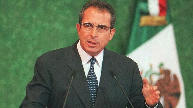 Ernesto Zedillo, premio Gabarr�n a la Trayectoria Humana 2011