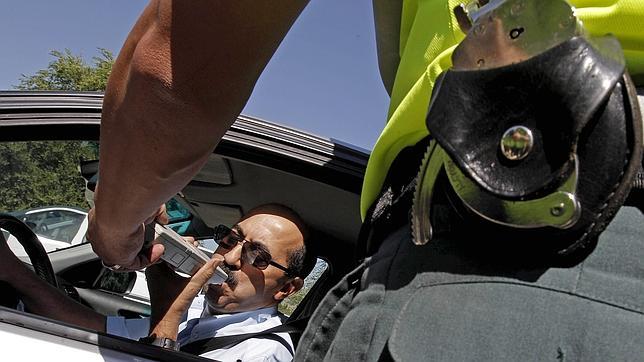 La DGT realizar� 20.000 controles diarios de alcoholemia esta semana