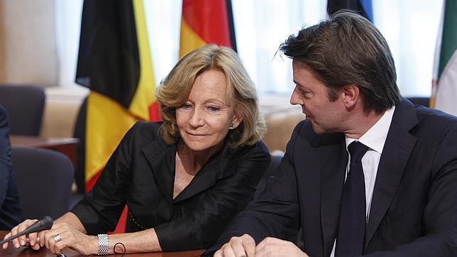 La UE flexibilizará el Fondo de Rescate para garantizar la estabilidad del euro La UE flexibilizará el Fondo de Rescate para garantizar la estabilidad del euro