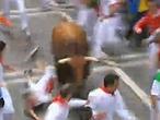 En directo: �Resist�n� imprime velocidad y peligro al s�ptimo encierro de los sanfermines 2011