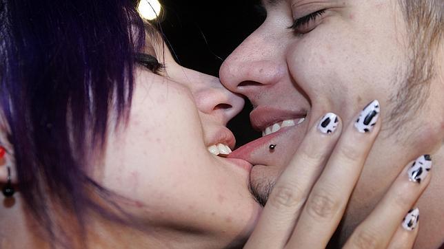 ¿Se puede tener éxito en las relaciones por Internet? ¿Se puede tener éxito en las relaciones por Internet?