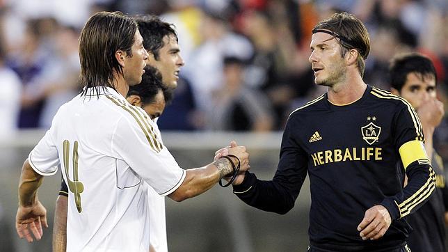 Sergio Ramos se retira del entrenamiento con molestias lumbares Sergio Ramos se retira del entrenamiento con molestias lumbares