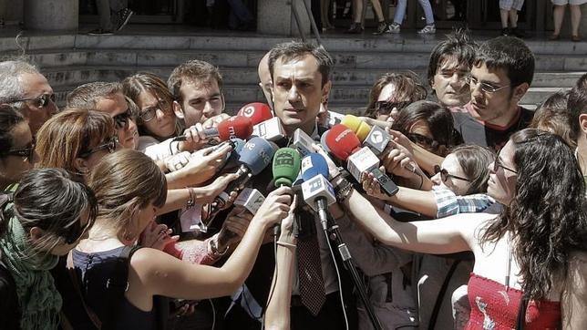 El Ejecutivo ya estudiaba militarizar el espacio a�reo en febrero de 2010