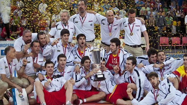 Mirotic viste de oro a los cachorros Mirotic viste de oro a los cachorros