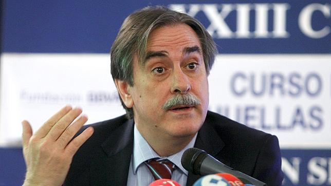 El Gobierno sacará del paro a 600.000 jóvenes a pocos meses de las elecciones El Gobierno sacará del paro a 600.000 jóvenes a pocos meses de las elecciones