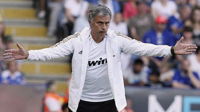 Mourinho: «El Leicester ha sido un rival correoso, nos ha servido mucho» Mourinho: «El Leicester ha sido un rival correoso, nos ha servido mucho»