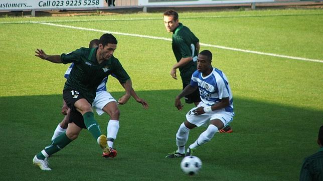 Jorge Molina, en un lance del partido