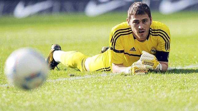 Casillas: «No estamos obsesionados con la Supercopa» Casillas: «No estamos obsesionados con la Supercopa»