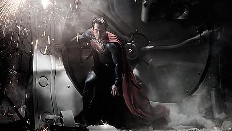 Salen a la luz las primeras im�genes de Henry Cavill como el nuevo �Superman�