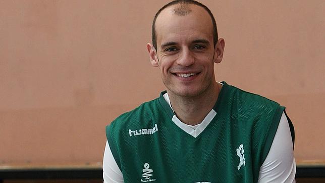 Carlos Jim�nez regresa al Estudiantes