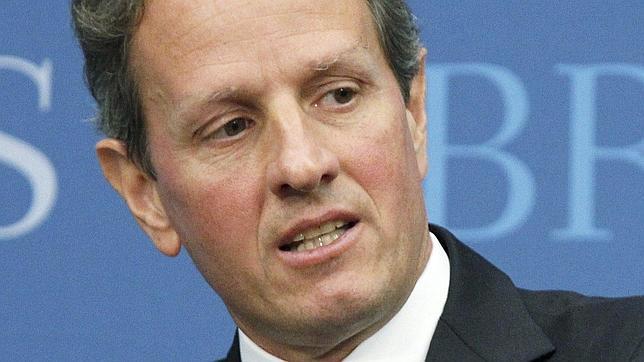 Geithner afirma que la «decisión de S&P no ha cambiado nada» Geithner afirma que la «decisión de S&P no ha cambiado nada»