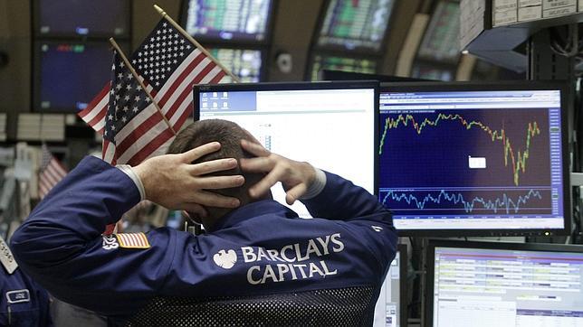 Nuevo descenso en Wall Street tras la subida de ayer Nuevo descenso en Wall Street tras la subida de ayer