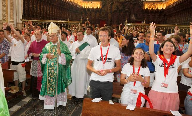 Demetrio Fern�ndez: �Estos j�venes son sembradores de paz�