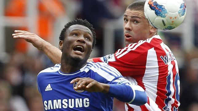 Secuestran en Nigeria al padre del jugador del Chelsea Obi Mikel