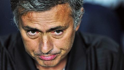 Mourinho pone de acuerdo a la Prensa de Madrid y Barcelona Mourinho pone de acuerdo a la Prensa de Madrid y Barcelona