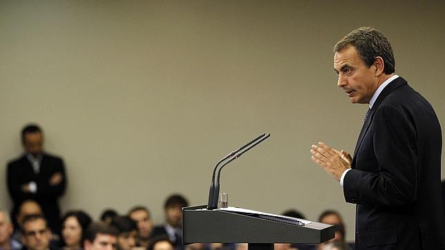 La tijera desafilada de Zapatero