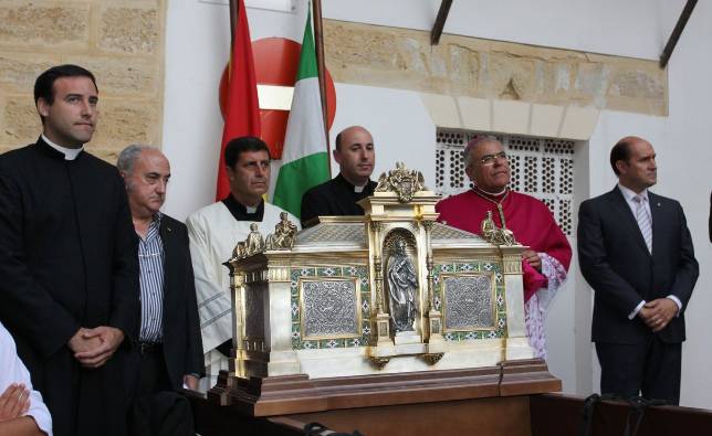 Montilla adopta al maestro