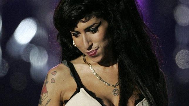 Amy Winehouse tendrá fundación Amy Winehouse tendrá fundación