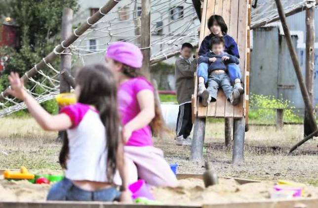 Diez menores son retirados al mes de sus familias por estar en desamparo