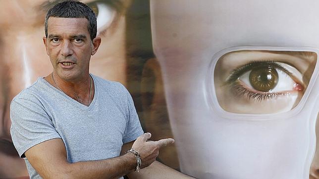 Antonio Banderas advierte al 15-M de que «juegan con cosas muy sensibles» Antonio Banderas advierte al 15-M de que «juegan con cosas muy sensibles»