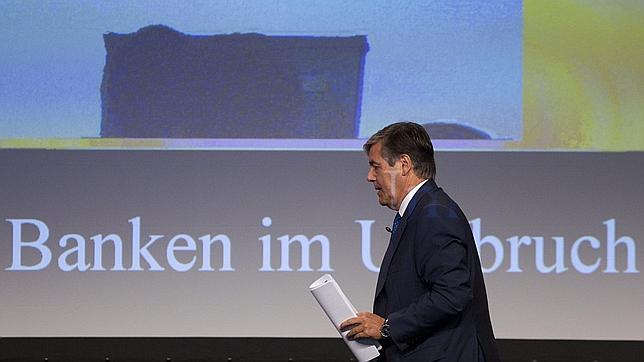 Deutsche Bank presiona: muchos bancos europeos quebrar�n si se valora la deuda soberana a precios de mercado