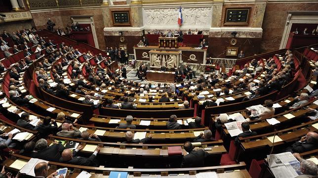 La Asamblea Nacional francesa aprueba la participación de Francia en el segundo rescate a Grecia La Asamblea Nacional francesa aprueba la participación de Francia en el segundo rescate a Grecia