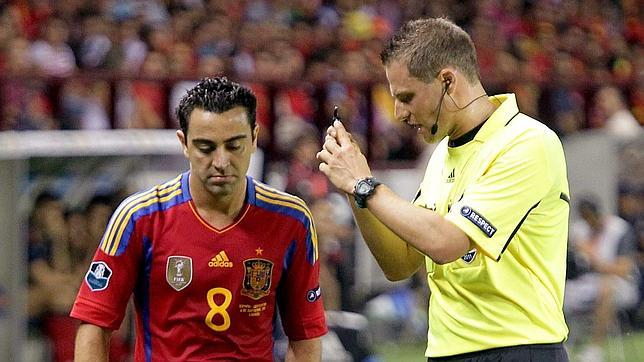 Xavi no tiene edad, Negredo pide sitio