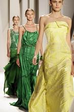 Carolina Herrera: Elegancia con un toque Bauhaus