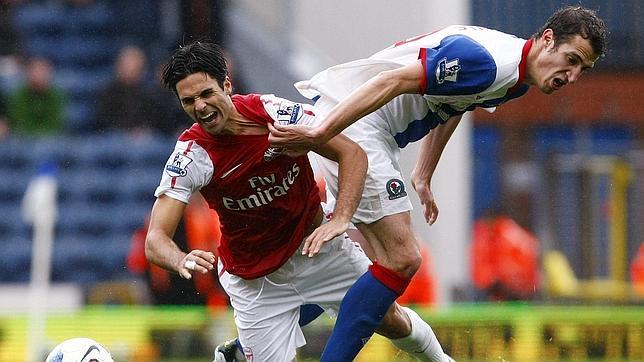 El Arsenal vuelve a tropezar y se acerca al descenso