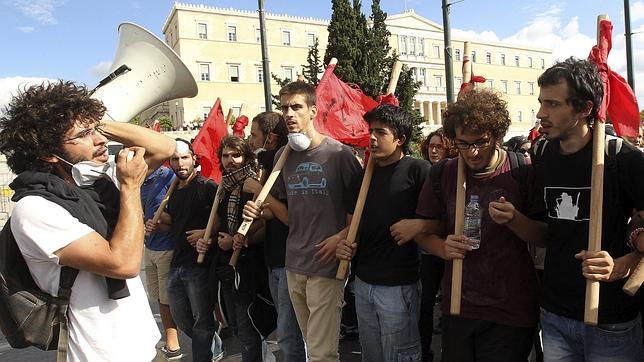 Moody's rebaja la calificaci�n de ocho bancos griegos