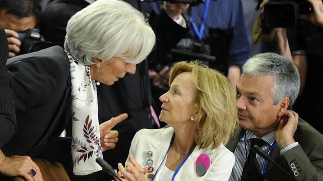 Salgado rechaza la auditoría exterior para los bancos españoles propuesta por el FMI Salgado rechaza la auditoría exterior para los bancos españoles propuesta por el FMI