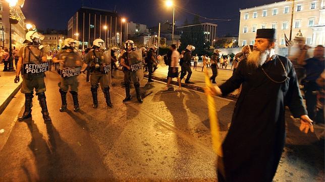 Huelgas de transporte en Atenas y descontento general en Grecia 