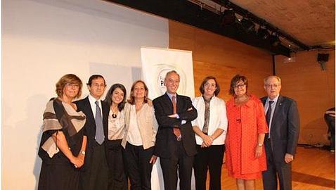 Nace la Fundación Pilares, un nuevo apoyo para las personas dependientes Nace la Fundación Pilares, un nuevo apoyo para las personas dependientes