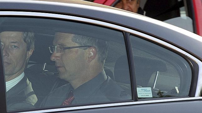 El Gobierno griego se re�ne con el FMI para discutir el recorte de funcionarios