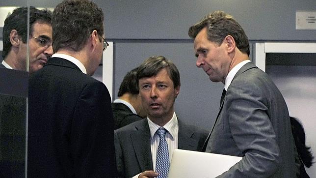 La �troika� griega negocia hoy los despidos y el nuevo presupuesto en Atenas