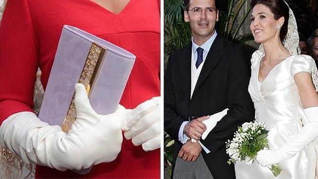 A la izquierda, Carmen Tello; A la derecha, su hija el d�a de su boda