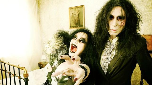 Los famosos se vuelven �zombies� con �The walking dead�