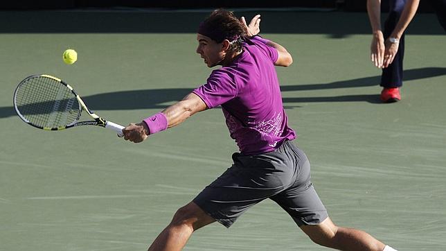 Nadal debuta con victoria ante García López Nadal debuta con victoria ante García López