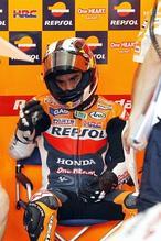 Pedrosa arrolla en Malasia