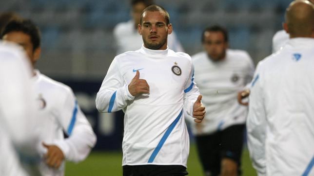 Sneijder: «No hay nadie como Mourinho» Sneijder: «No hay nadie como Mourinho»