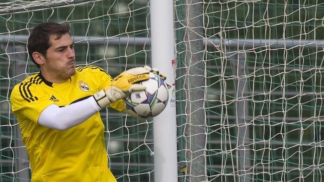 Casillas iguala a Gento Casillas iguala a Gento