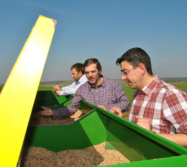 Fracasa el programa de apoyo a la instalaci�n de j�venes agricultores