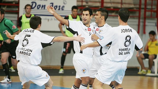 Partidazo en Torrej�n; Carnicer invita